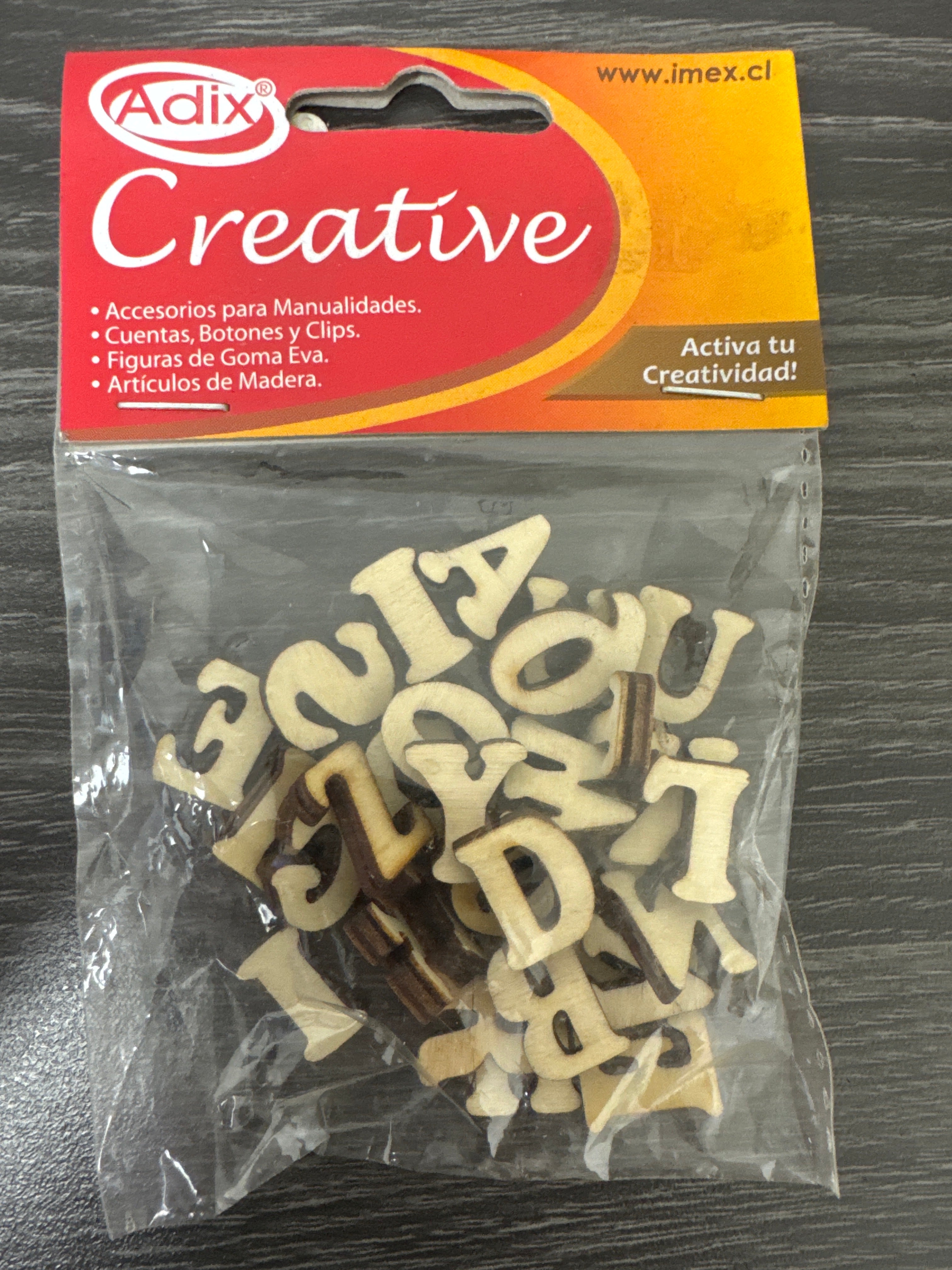 Letras de Madera pk/31unidades de 1.5 x 1.2cm (0.59" x  0.47") CREATIVE