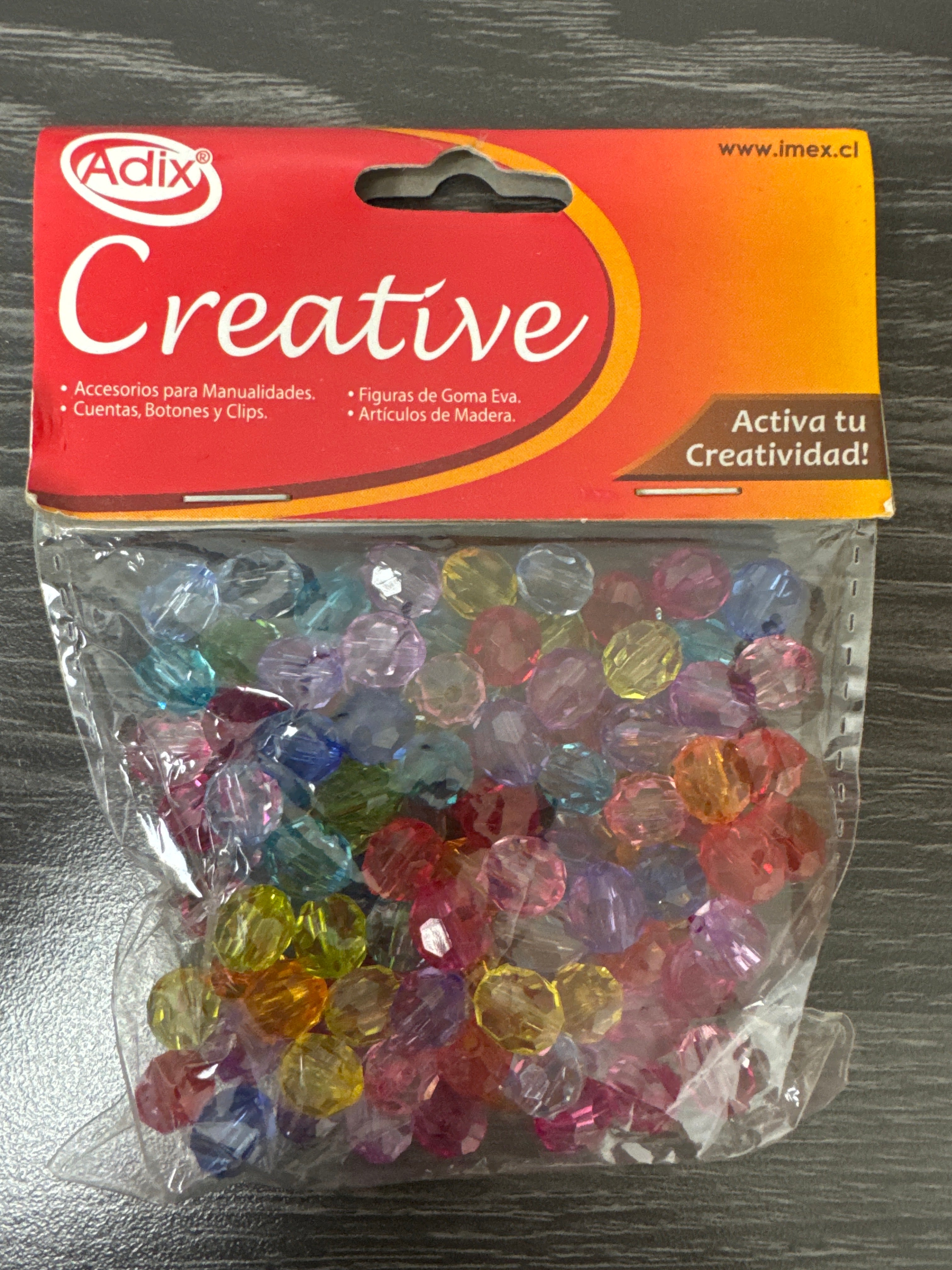 Cuentas de Plastico Redondas 40g. CREATIVE