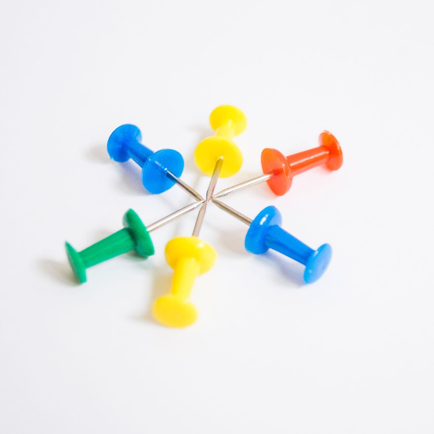 Push Pins pk/100pz.colores surtidos,ctn/24pk