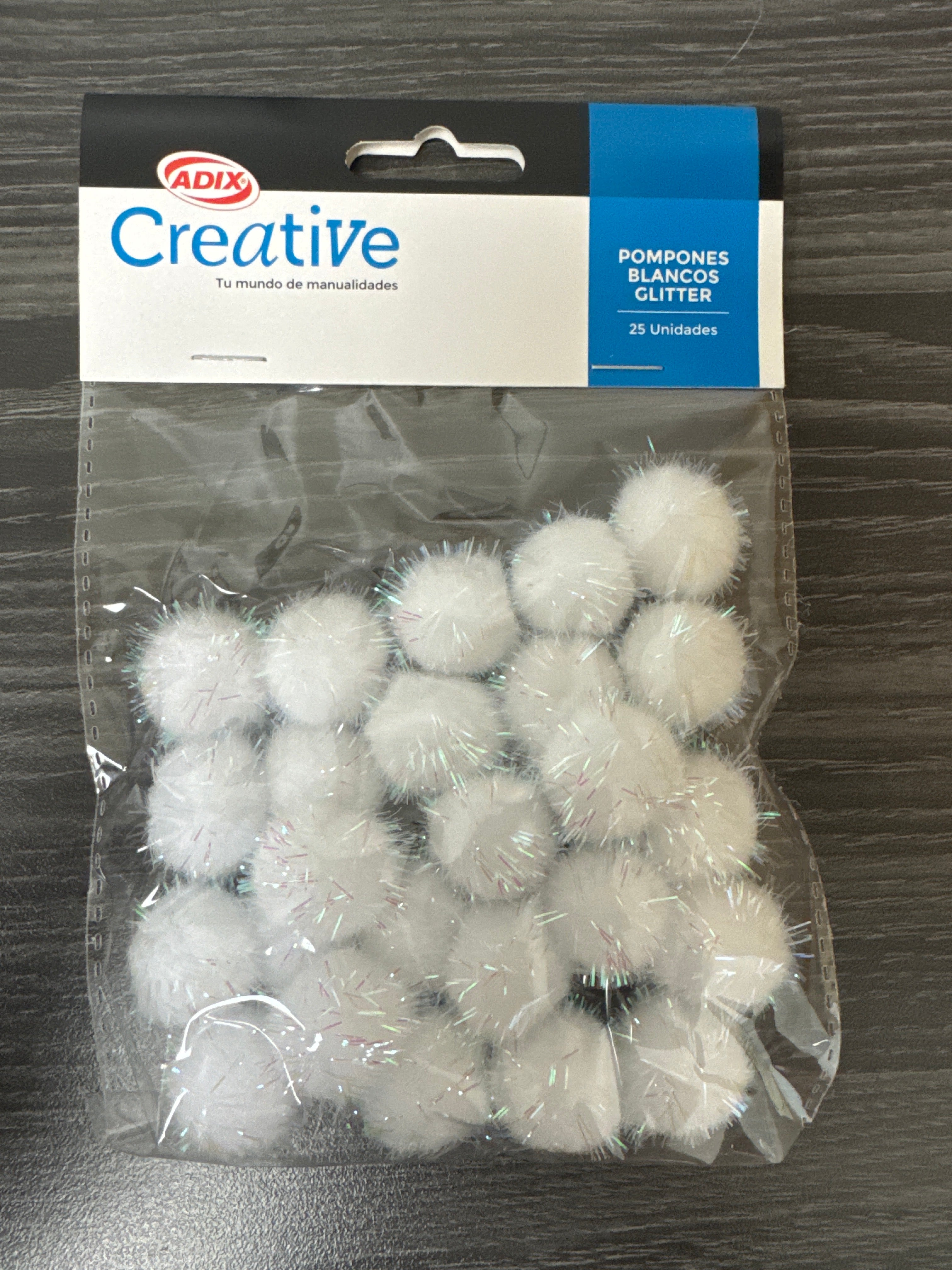 Pompom Blanco con Glitter pk/25unidades 2cm.(0.79")