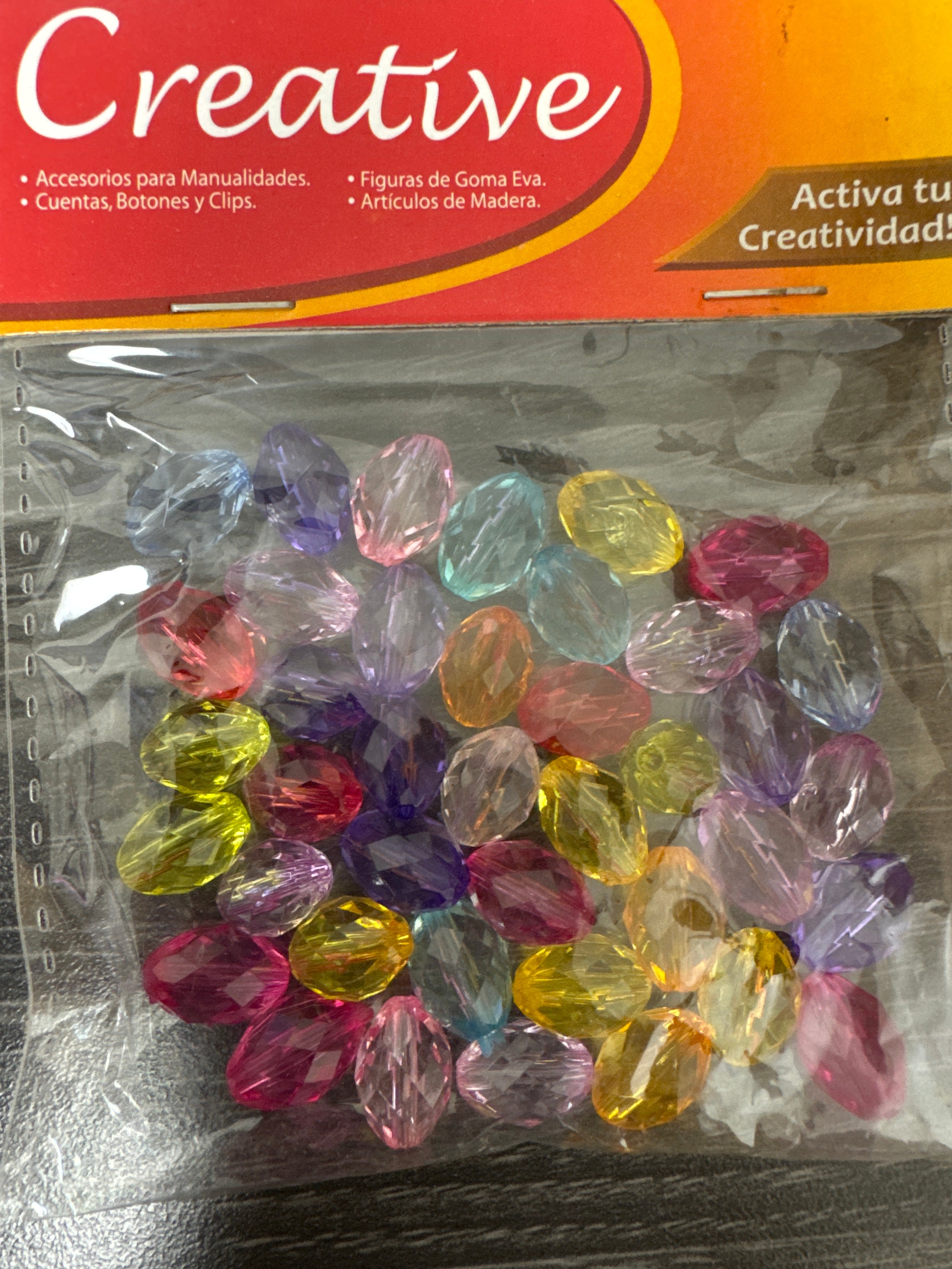 Cuenta Plástica Alargada 25g Surtido (31) CREATIVE